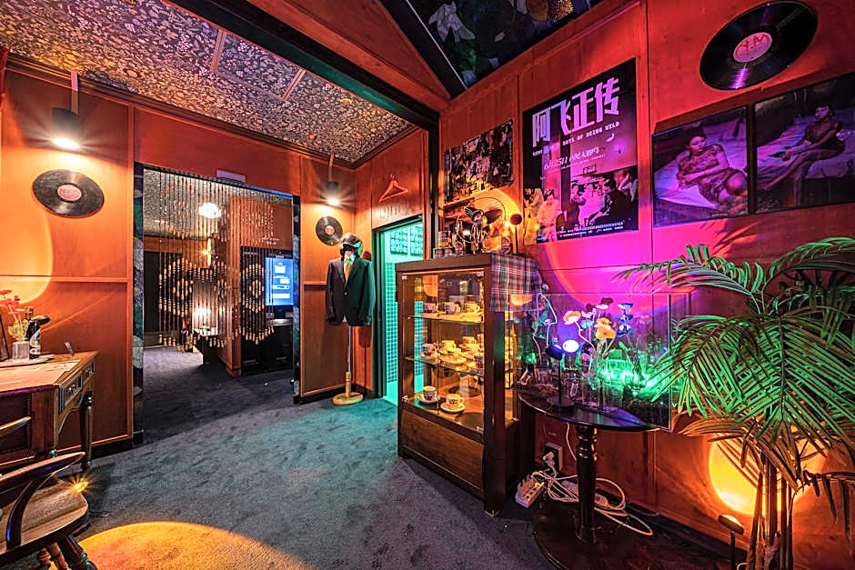 Shourin Hotel Cheonan by Aank