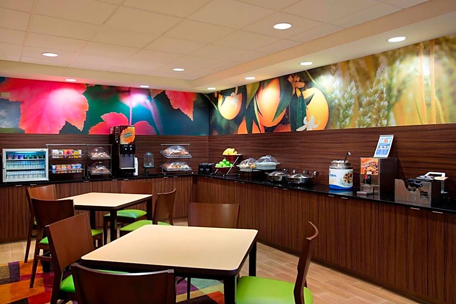 Fairfield Inn & Suites by Marriott Chicago Midway Airport