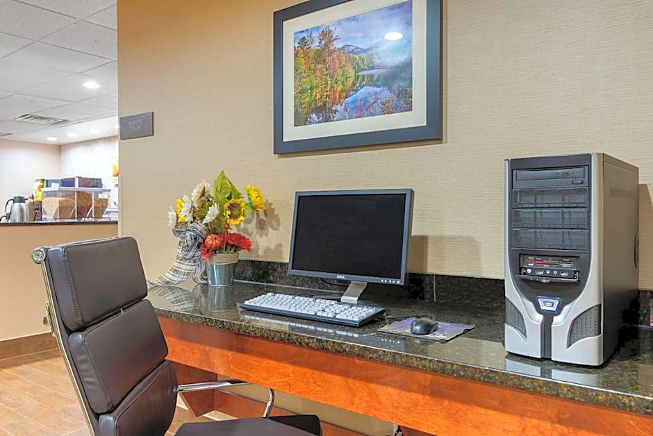 Comfort Inn & Suites Montgomery Eastchase
