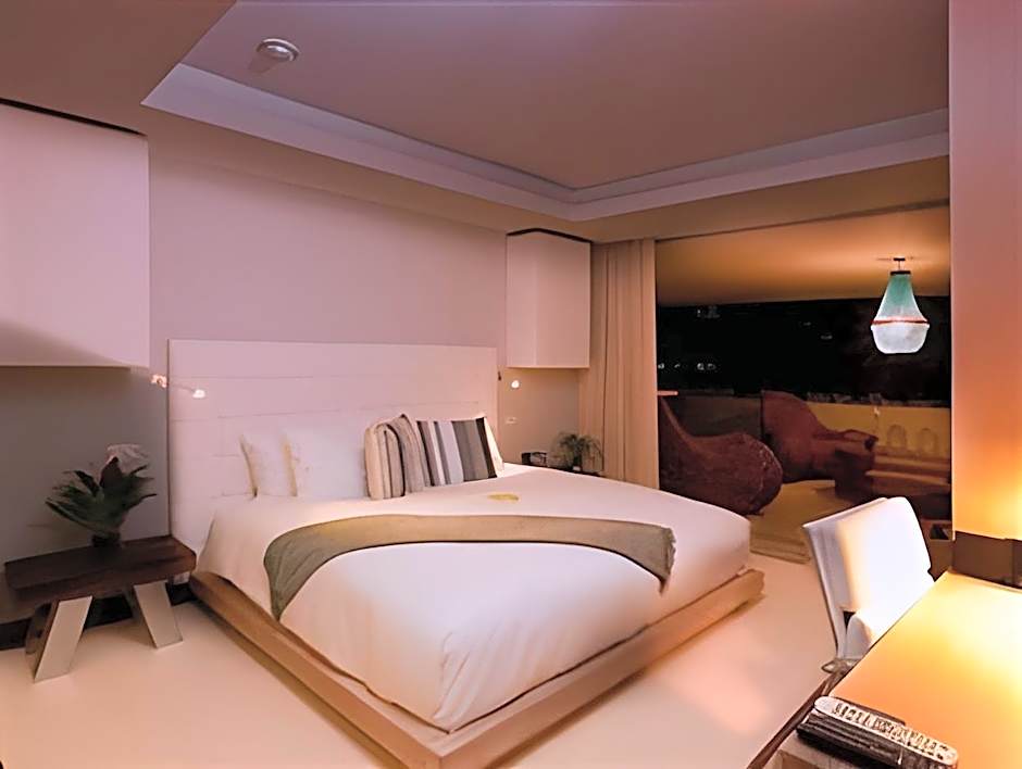 The Charlee Lifestyle Hotel