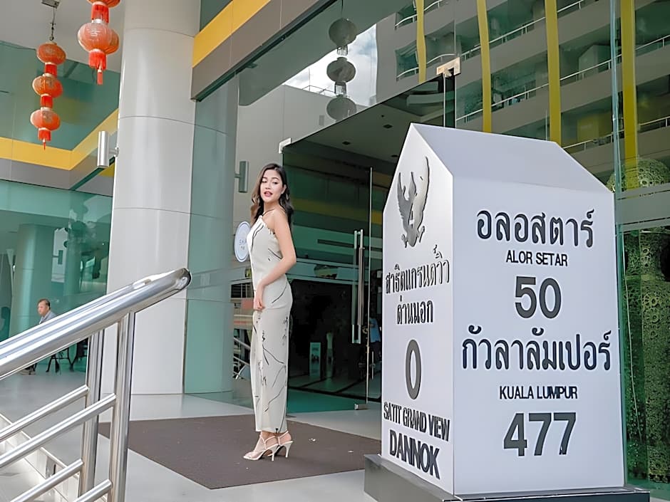 Satit Grand View Hotel
