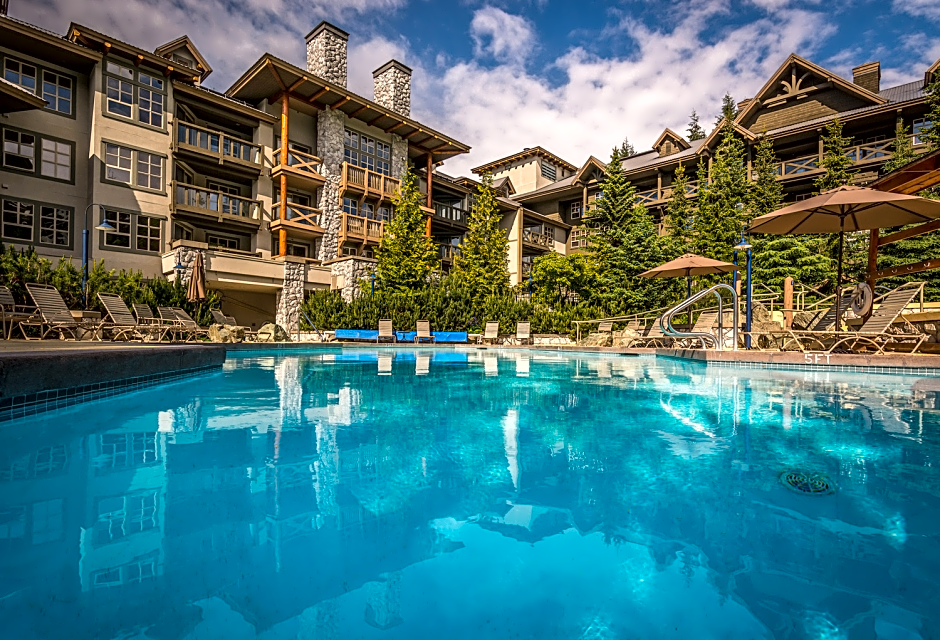 Blackcomb Springs Suites by CLIQUE