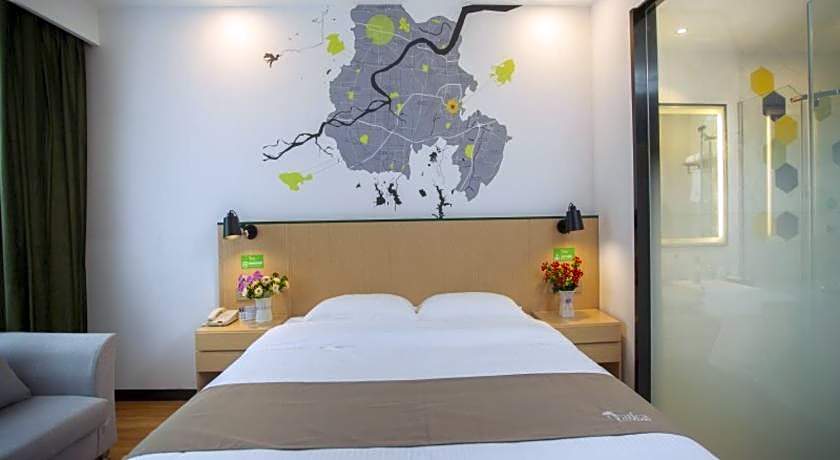 Vatica Suzhou Xiaoxian  Longhu Road Hotel