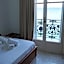 Leonidas Hotel