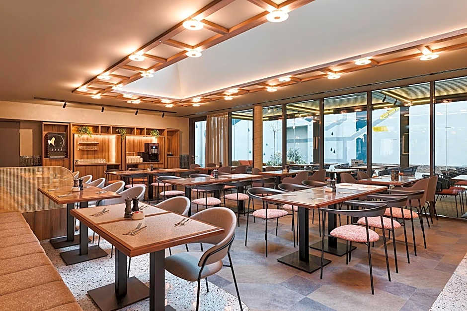 voco Budapest D8 by IHG