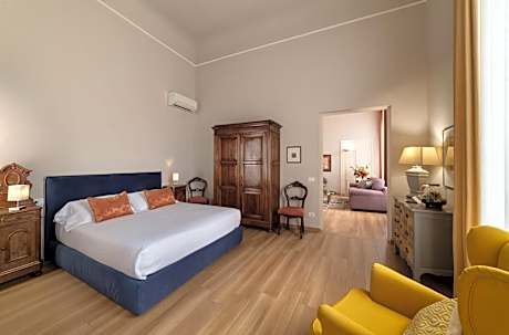 Classic One-Bedroom Apartment