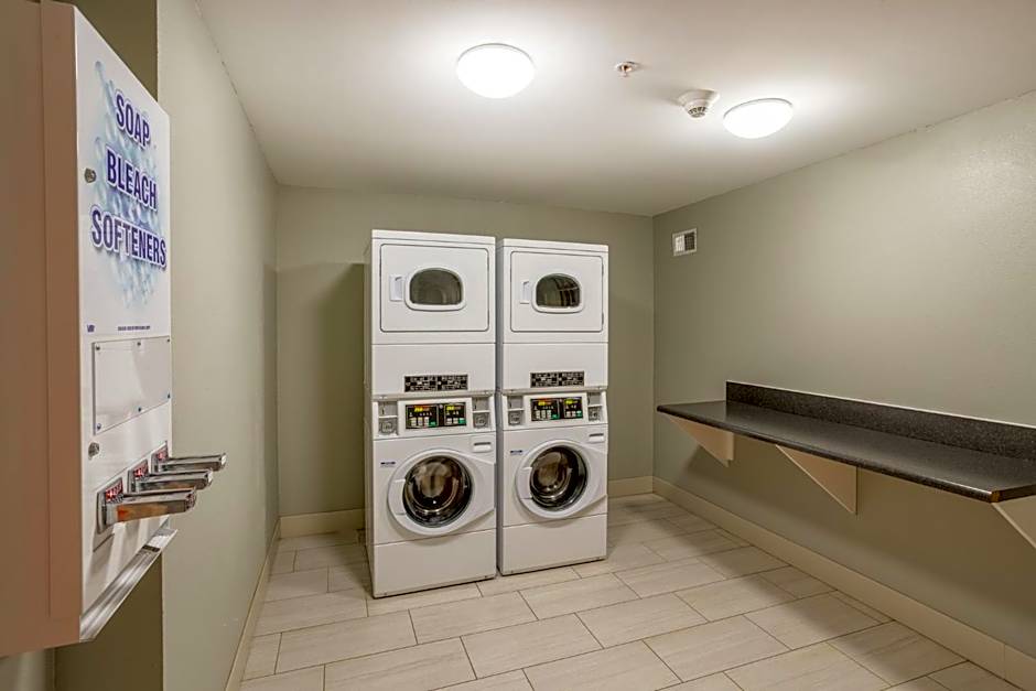 Holiday Inn Express Hotel & Suites Salisbury - Delmar By IHG