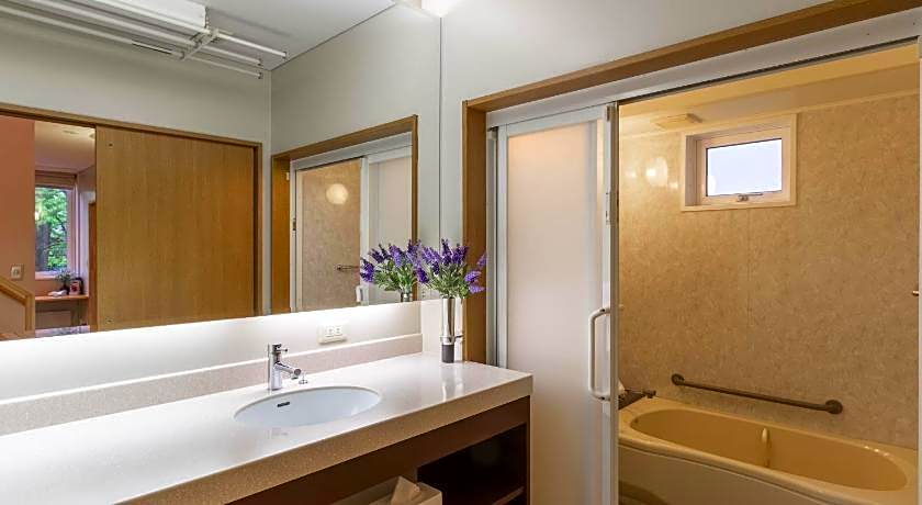 Fresh Powder Accommodation