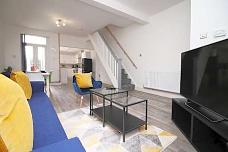 Borough House by SSW- Sleeps 7