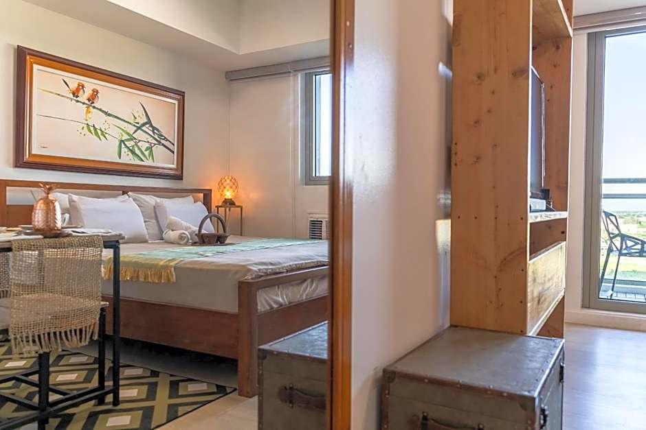 R'Holistay Azure North KING SIZE BED & Wave POOL