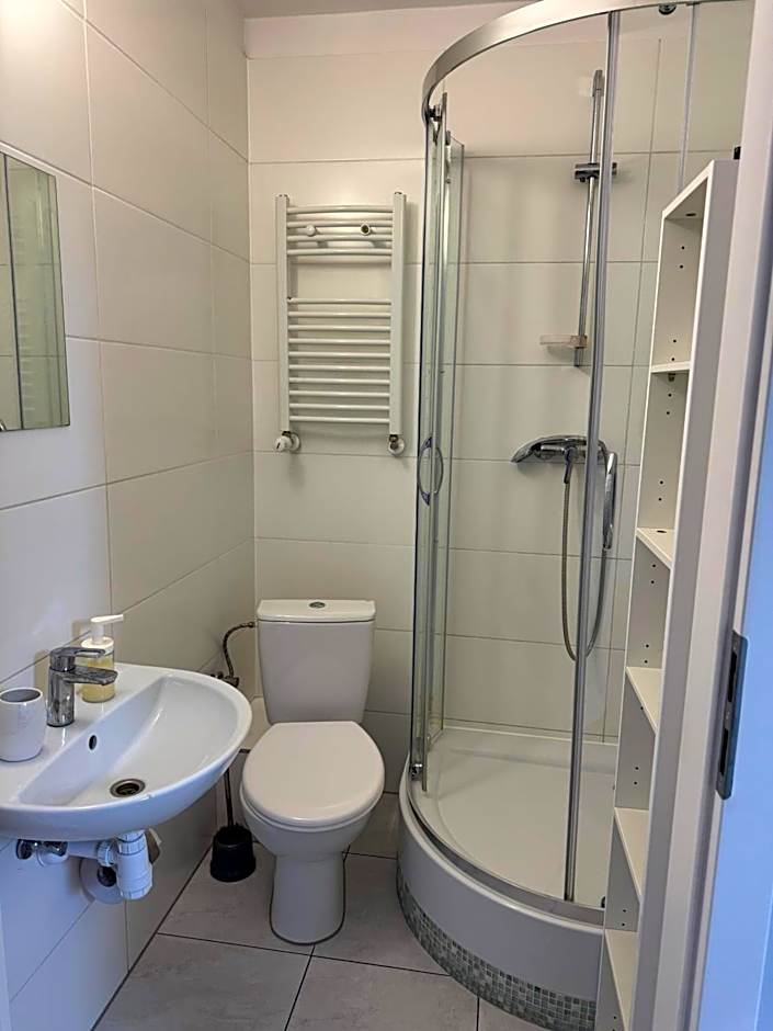 Hostelik Przy Przystanku