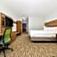 Holiday Inn Express & Suites - Chadron By IHG