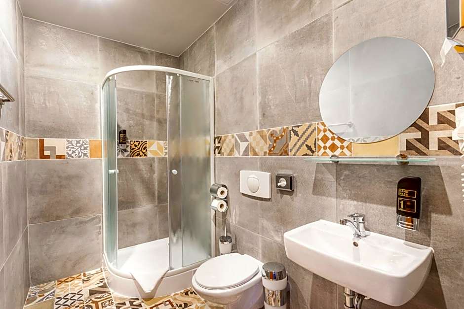 Prague Centre Plaza Hotel
