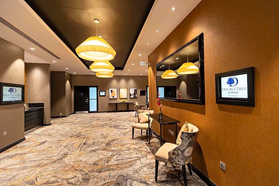 DoubleTree by Hilton Hotel Woking