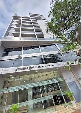Howard Johnson by Wyndham Lima Miraflores Art House