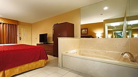 Kign Suite with Spa Bath - Non-Smoking