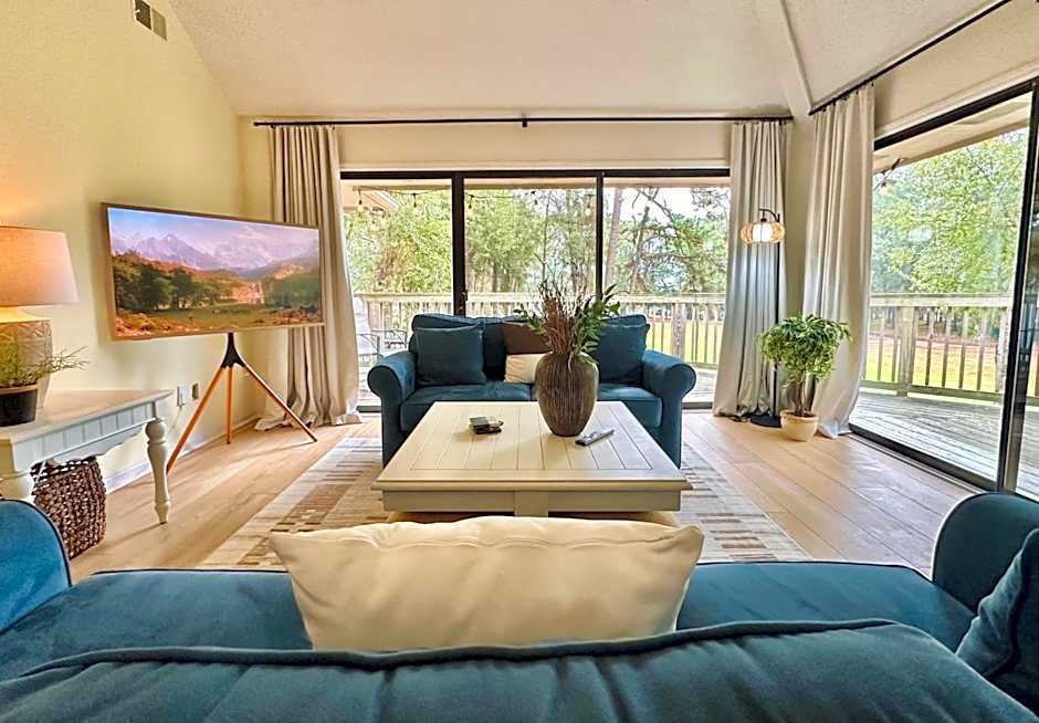 Golf/ Beach Penthouse Condo