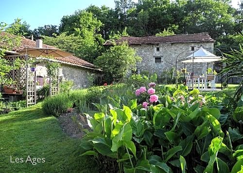 Brantome Les Ages Chambre d'hotes