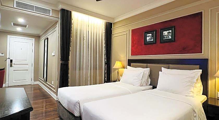Hotel du Monde