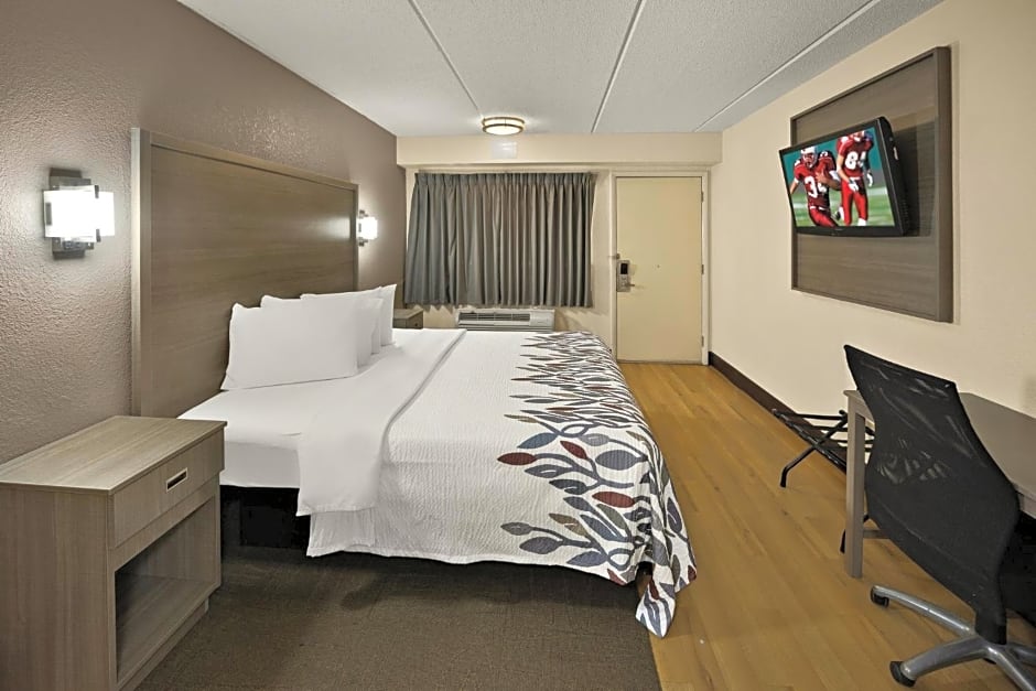Red Roof Inn Chapel Hill - UNC