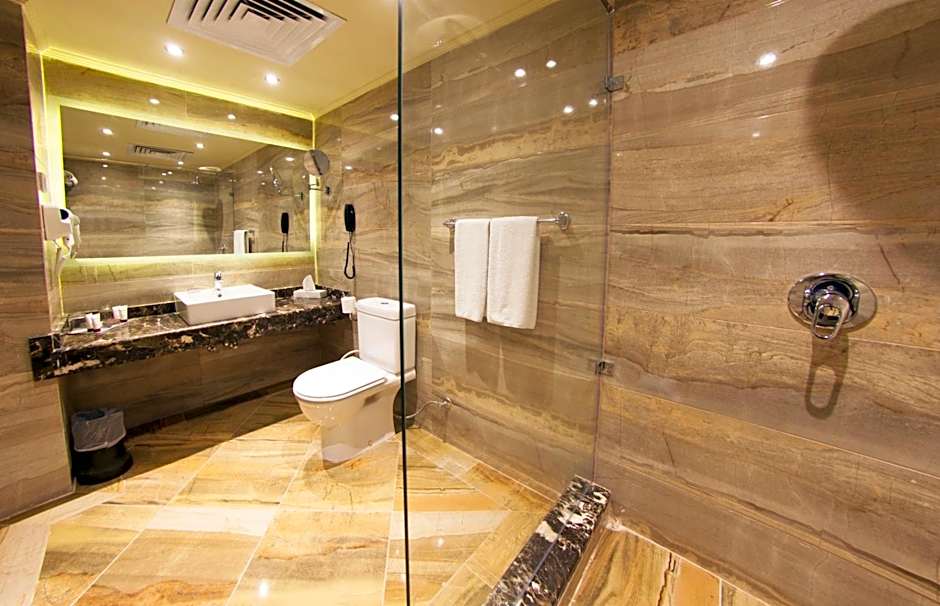 Pyramisa Cairo Suites & Casino Hotel