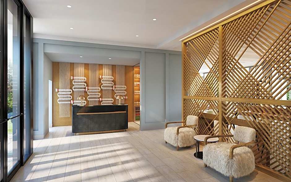 The Highlander at Radford, Tapestry Collection by Hilton