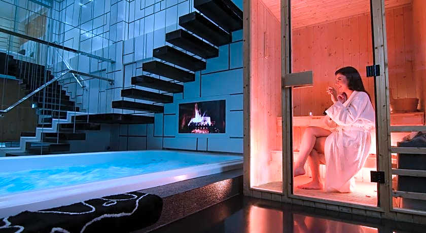 Luks Lofts Hotel & Residences