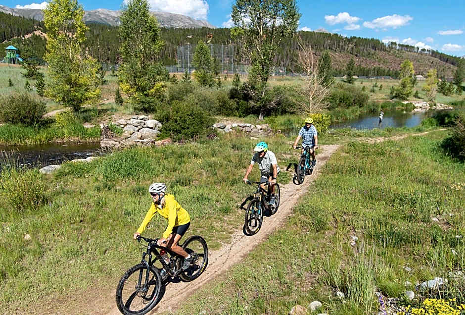 Remodeled Ski in and ski out Condo!