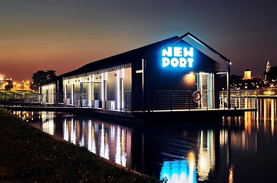 New Port Apartments on the River