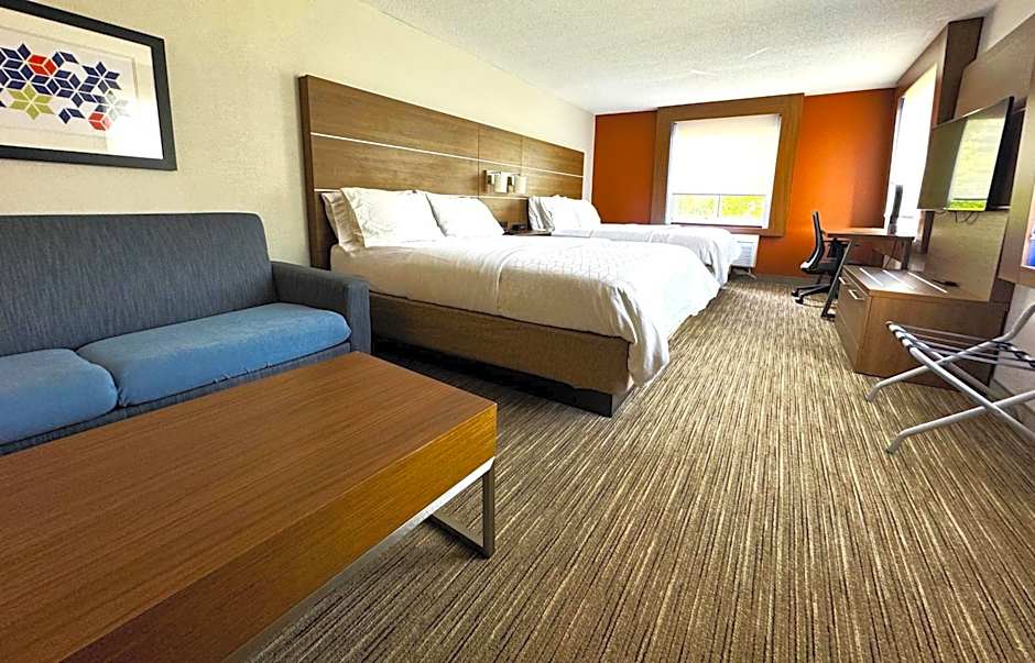 Holiday Inn Express & Suites Lincoln East - White Mountains By IHG