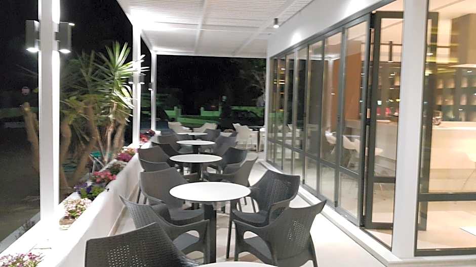 Cosmopolitan Hotel