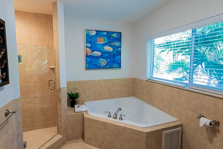 Coconut Palm Inn