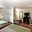 Studio 6-East Brunswick, NJ - NYC Area