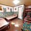 el nido mama hostel