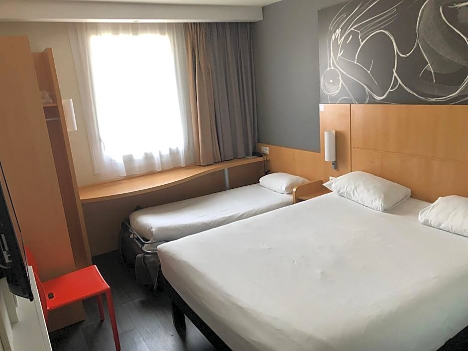 ibis Clermont Ferrand Nord Riom
