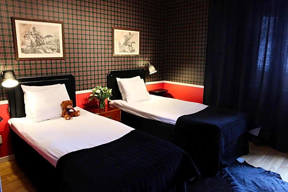 Corner Hotel