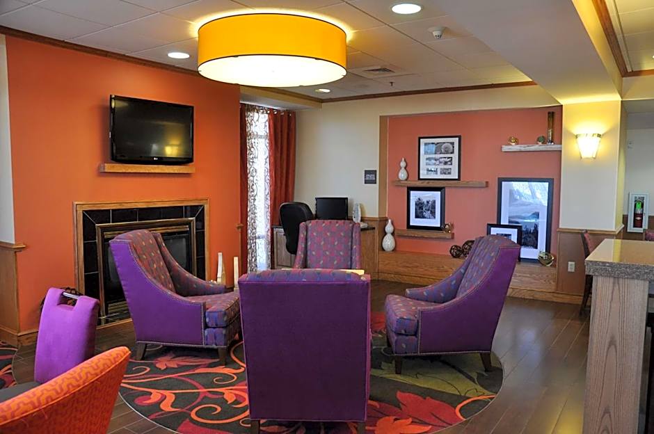 Hampton Inn By Hilton Stony Creek, Va