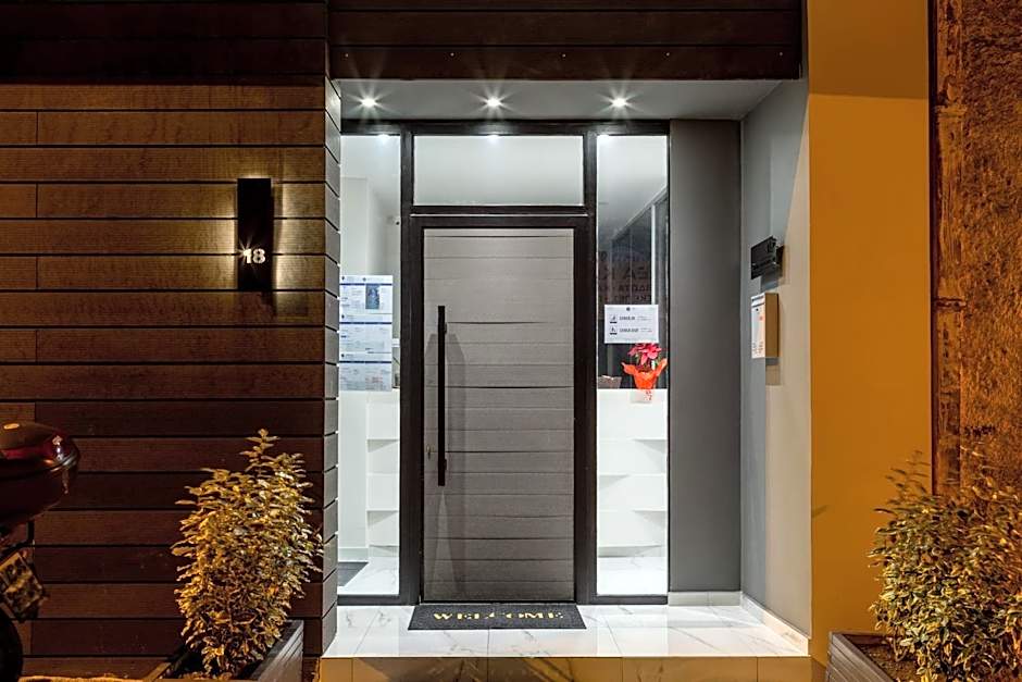 Supreme Luxury Suites by Athens Stay