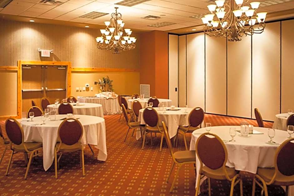 Sleep Inn & Suites Conference Center Eau Claire North