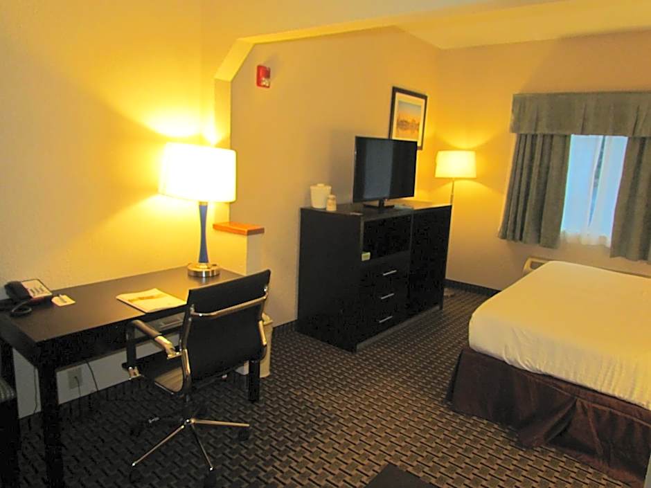 Ramada by Wyndham Glendale Heights/Lombard