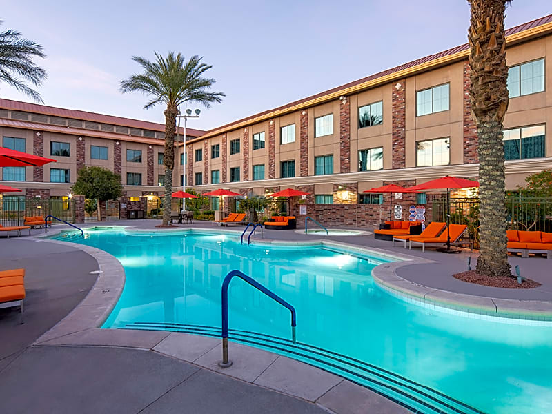 Cannery Hotel & Casino