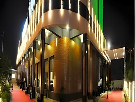Hotel Pallavi West