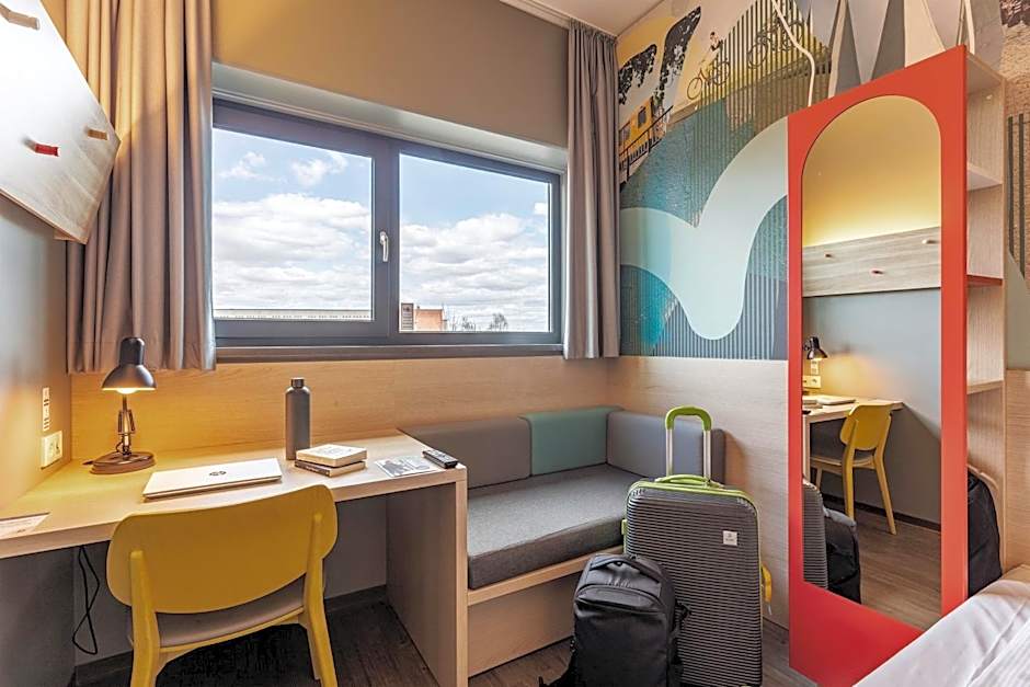 MEININGER Hotel Berlin Airport