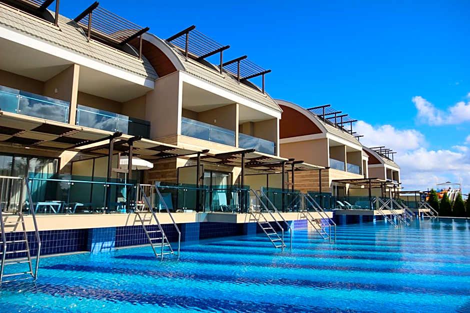 Tui Magic Life Jacaranda