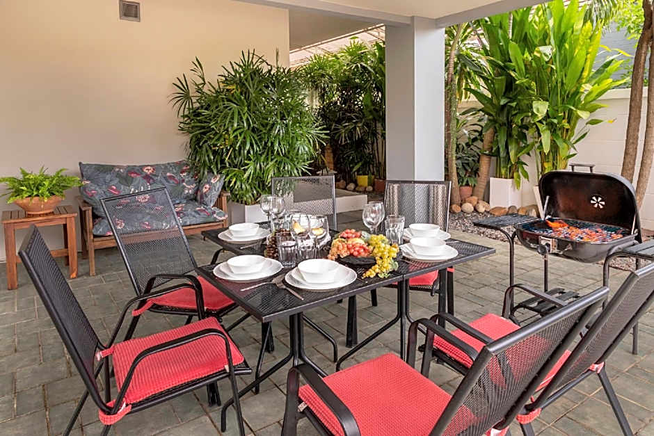 Leelawadee Pool Villa BBQ&Pool party