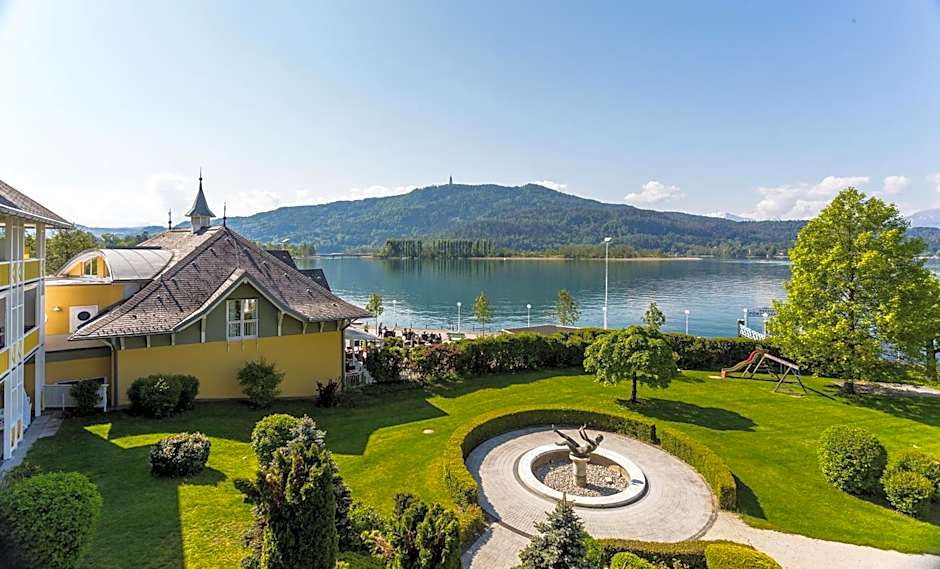 Werzer Strandcasino Hotel