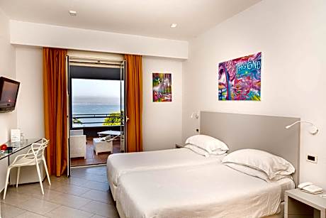 Superior Double Room with Sea View