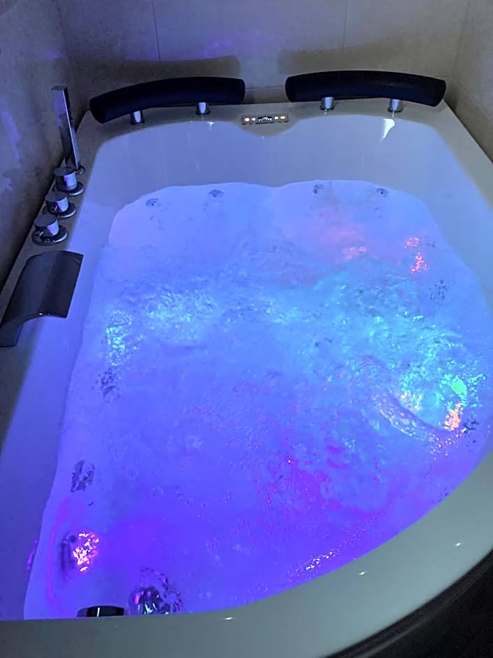 B&B LA REGGIA DI RIHANNA spa