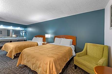 2 Queen Beds, Nonsmoking, Accessible