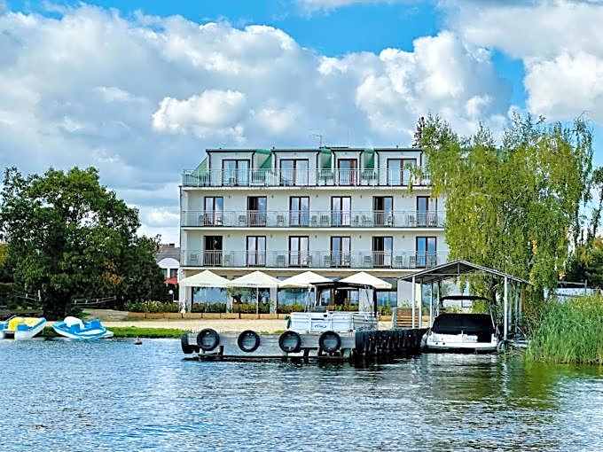 Relax place & restaurant